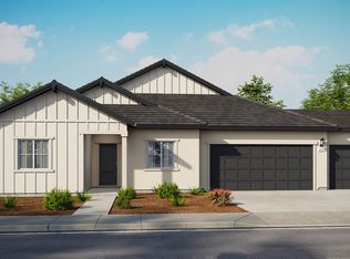 876 Wind Cove Dr, Redding, CA 96001