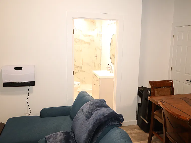 455 Pavonia Ave #1A — Photo 10