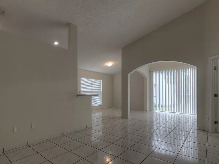 8344 Fort Thomas Way — Photo 2