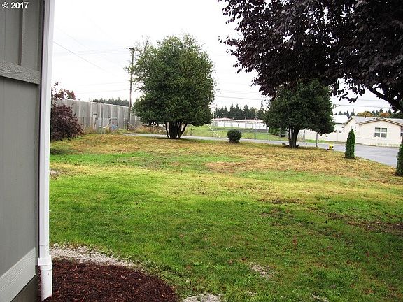 3rd image of 1411 NE 109th Ave