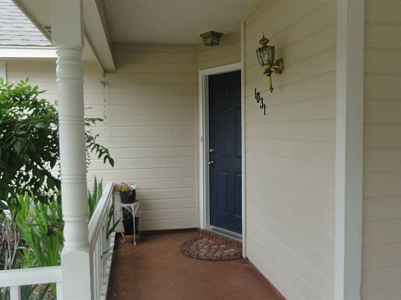 2nd image of 1031 Barnett Bend Cir
