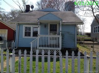 825 Cottage Place, Aberdeen Twp, NJ 07723