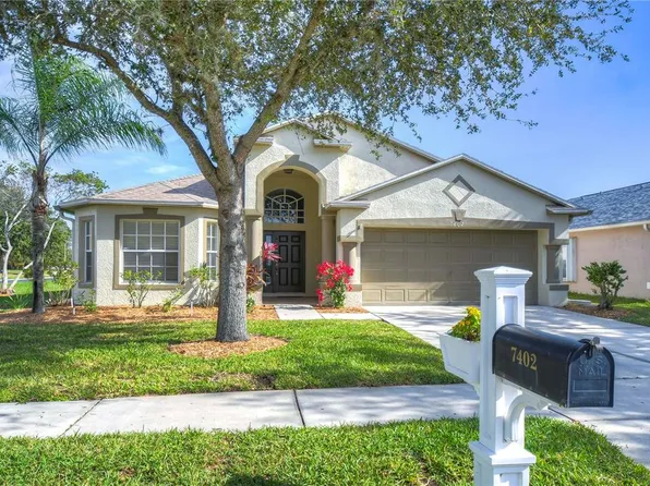 7402 Pulteney Dr, Wesley Chapel, FL 33545