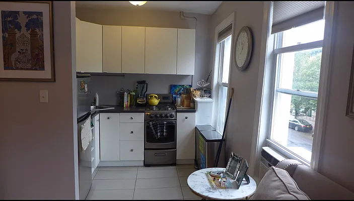 Rented by Ninoshka Rodriguez, LREB | media 9