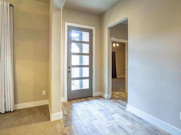 5th image of 7106 Truver Ln
