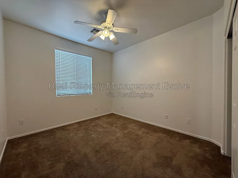 4417 W Saint Kateri Dr — Photo 25