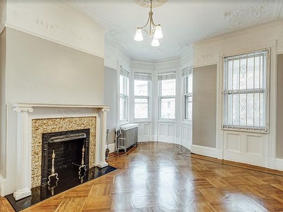 5th image of 175 Harrison Ave #1