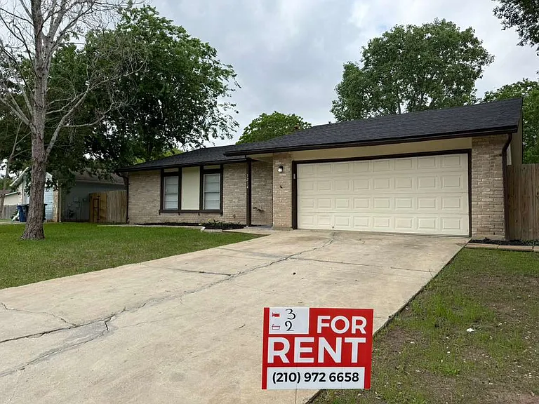 5214 Charolais Dr — Photo 2