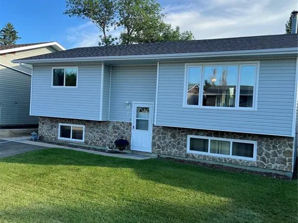 8 Hahn CRESCENT, Kindersley, SK S0L 1S1