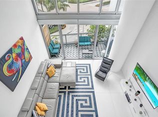 90 SW 3rd St #TOWNHOUSE 300B, Miami, FL 33130