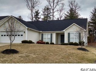 206 E Farm Creek Dr, Asheville, NC 28806