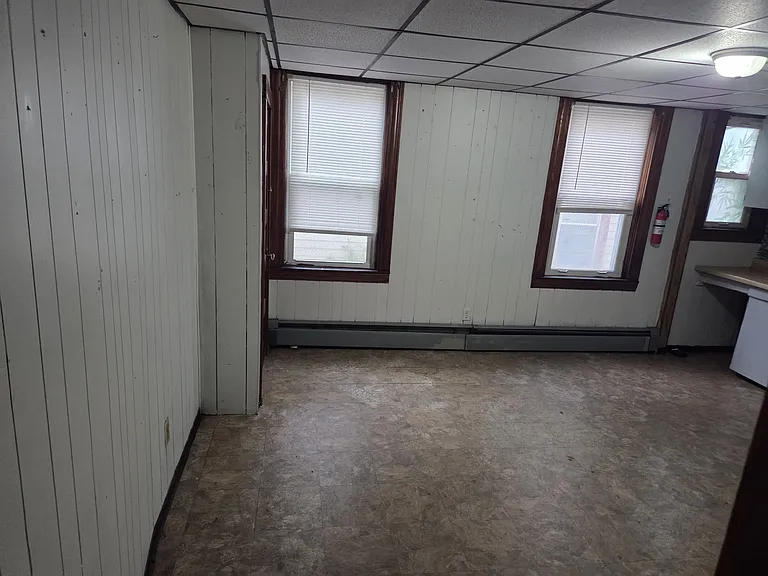 148 Front St #2 — Photo 4