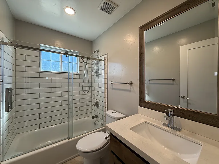 1476 Hooker Oak Ave — Photo 11