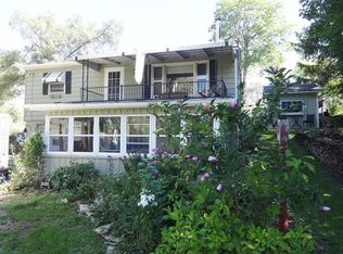 132 S Spring St, Burlington, WI 53105