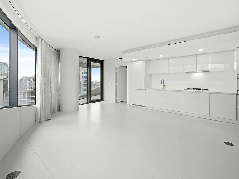 1033 Nelson St #1508 — Photo 7