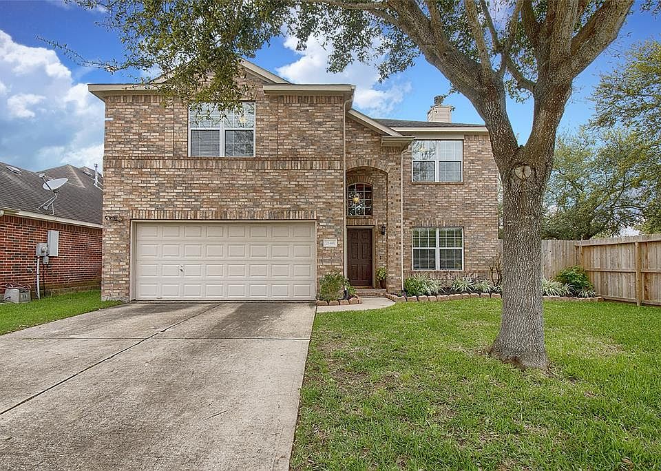 1st image of 2146 Robinwood Dr