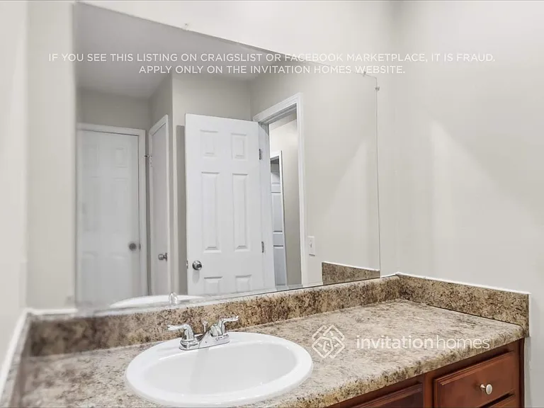 624 Princess Cir — Photo 12