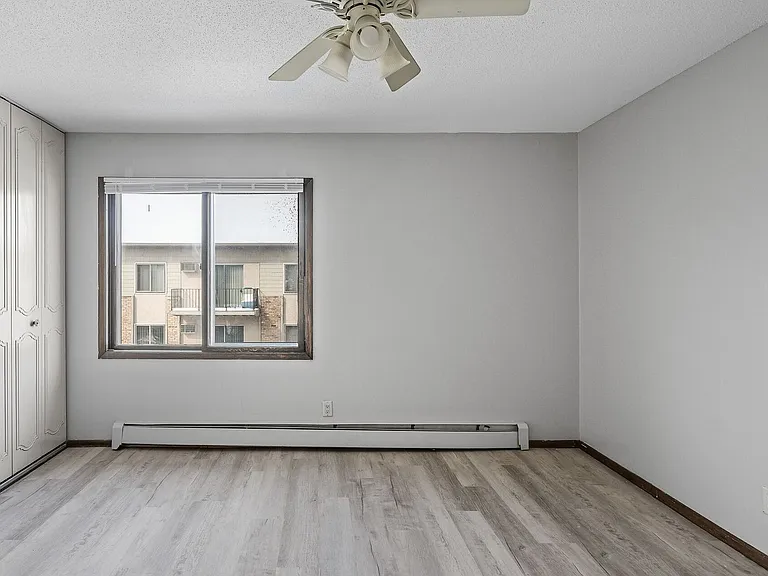 Highland Gables Apartments — Photo 4