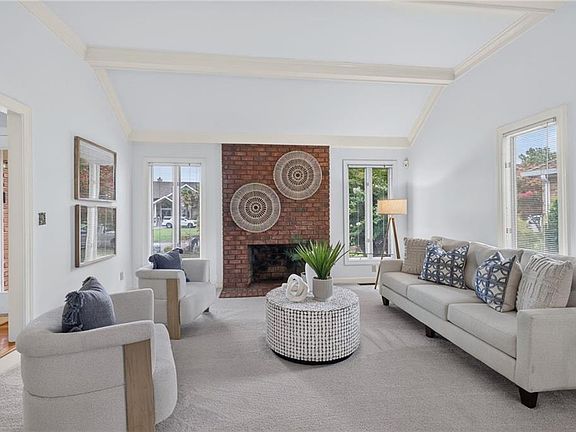 5th image of 2320 Haversham Close