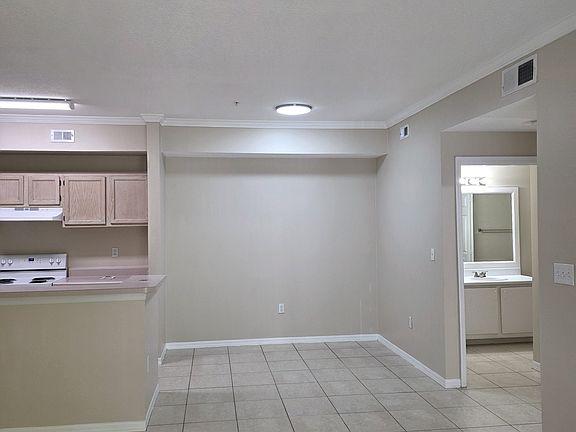 4th image of 5610 Pinnacle Heights Cir APT 109