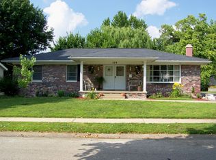 229 Deer Head Ln, Springfield, IL 62704