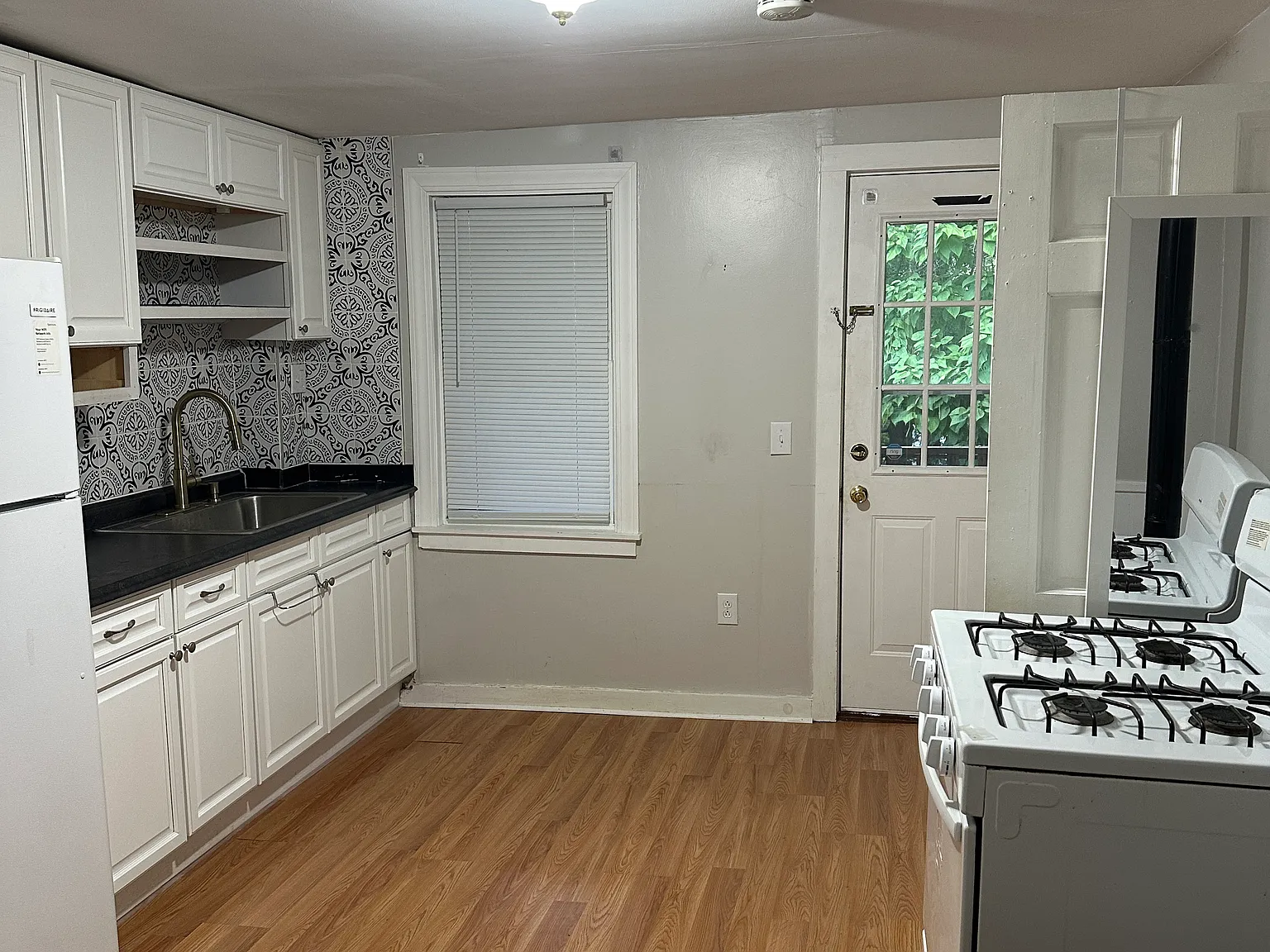 1 bed, 600 sqft, $1,400 — Photo 2