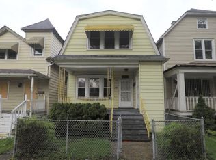 8202 S Muskegon Ave, Chicago, IL