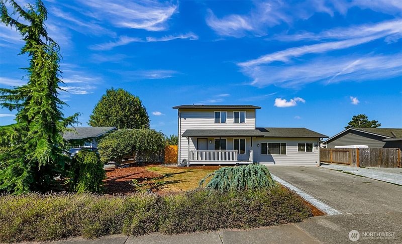 3rd image of 1015 S 25th Street