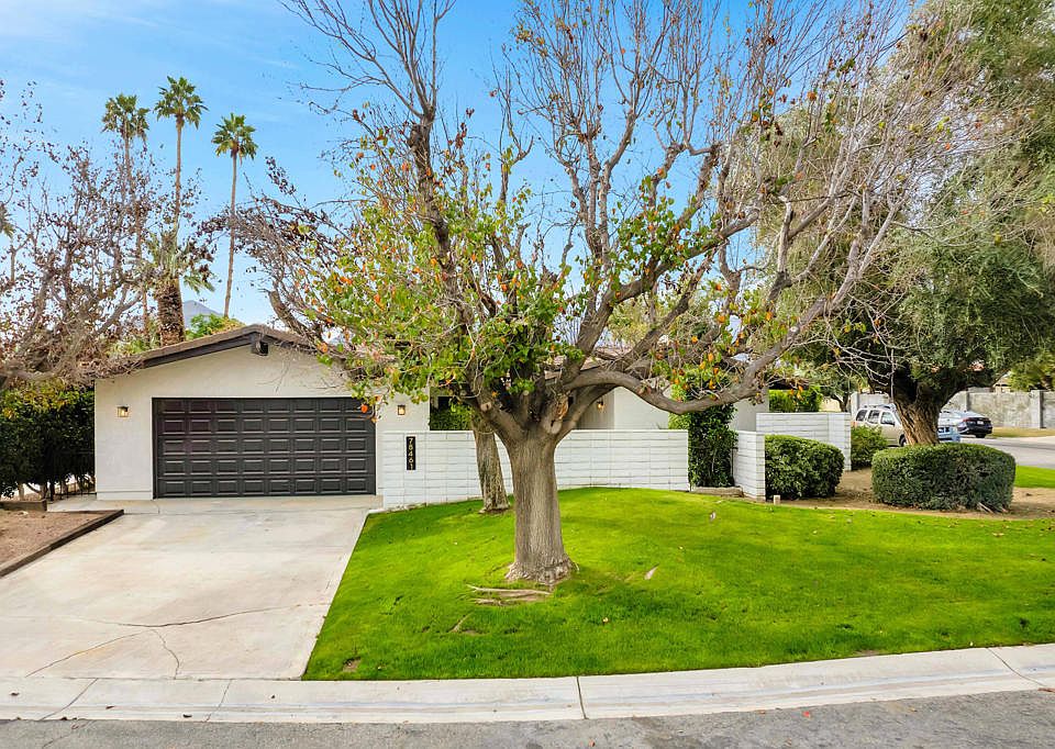 1st image of 78461 Calle Huerta
