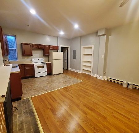 2nd image of 151 E Philadelphia St APT A