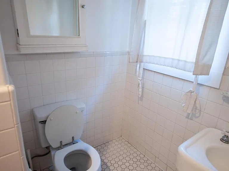 Tile bathroom