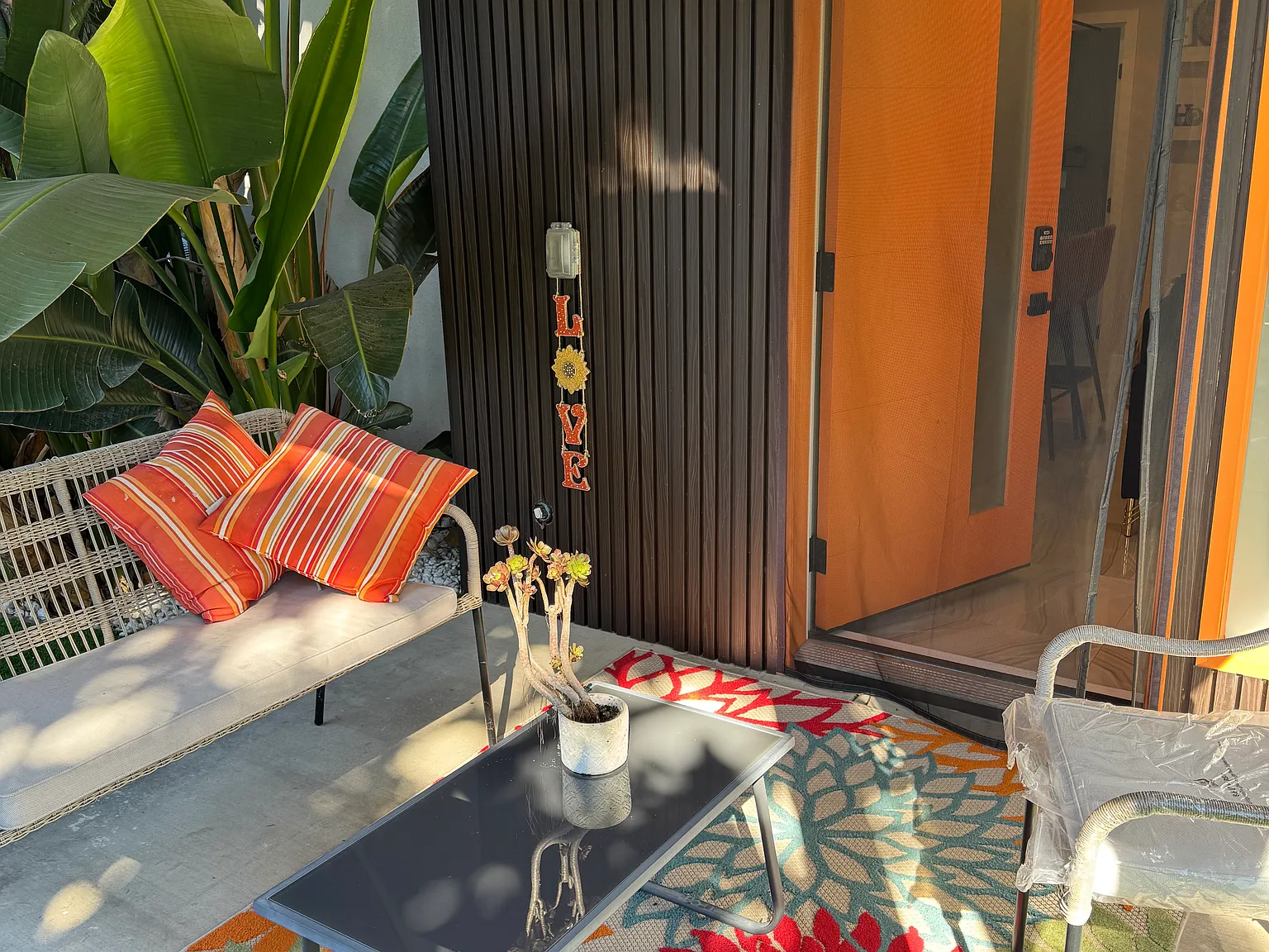 20421 Hart St — Photo 3