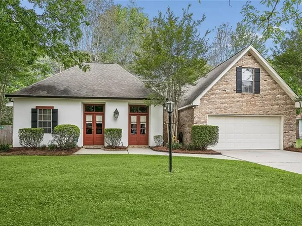 2326 Crossing Ct, Mandeville, LA 70448