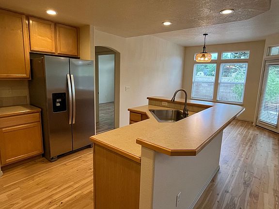 3rd image of 8189 W Ringbill Ln