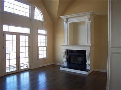 4th image of 300 Terra Bianca Dr