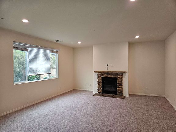 4th image of 15633 Basil Leaf Ln