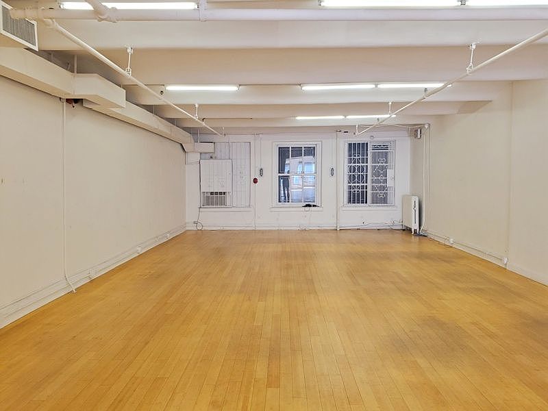 2nd image of 13 E 16th St Floor 6