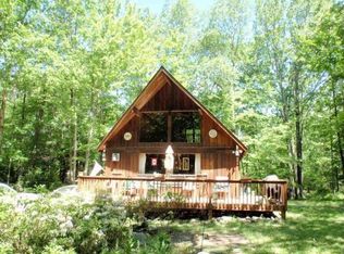 102 Boundary Rd, Tafton, PA 18464