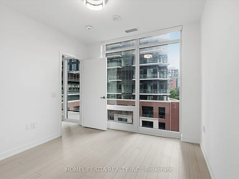 4010 Eglinton Ave W #610 — Photo 23