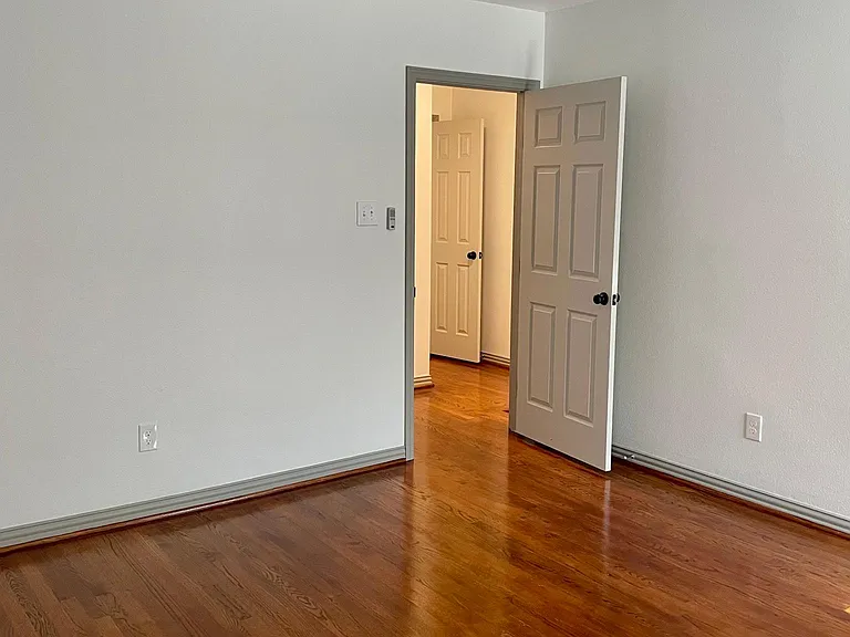 4017 Prescott Ave — Photo 15