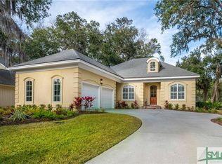 8 Half Penny Cir, Savannah, GA 31411