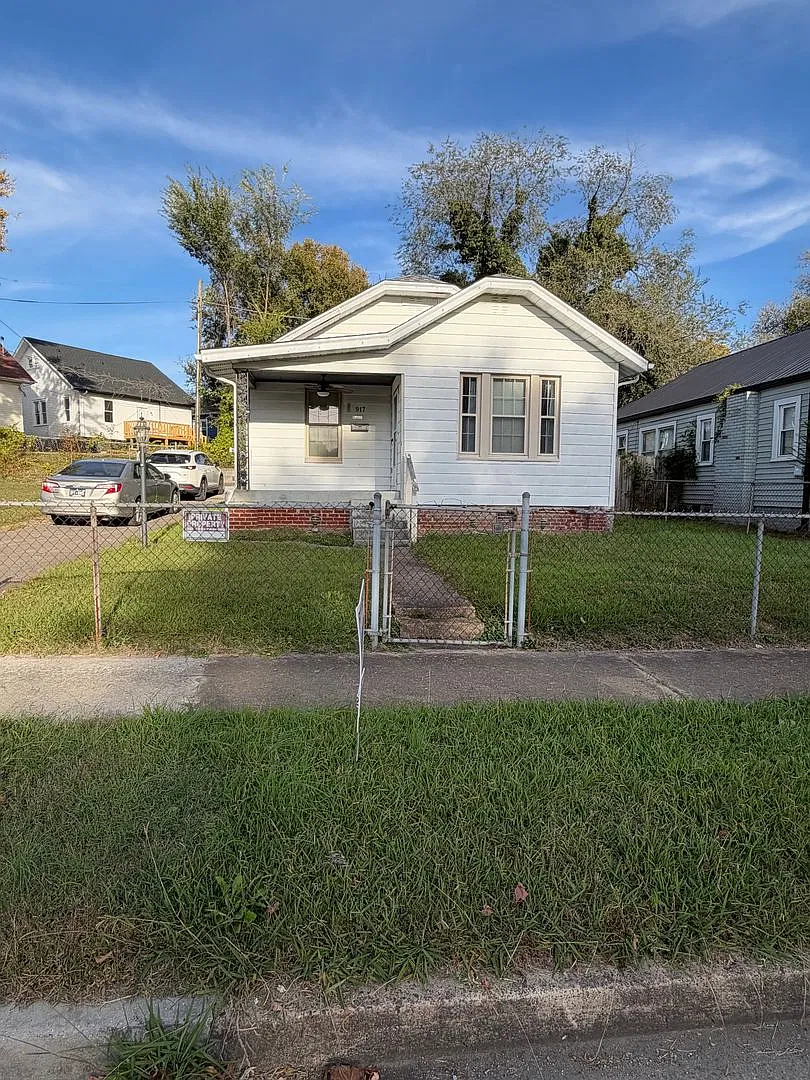 2 Bedroom 1 Bath home — Photo 1
