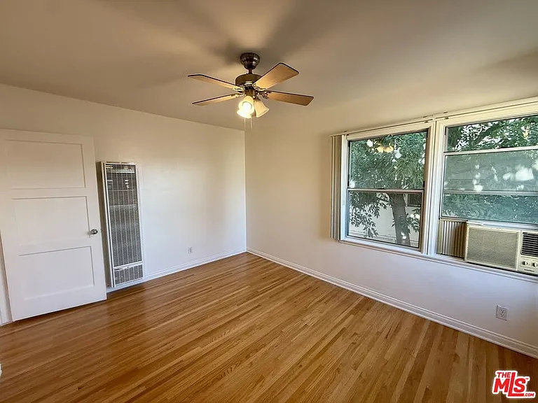 14944 Dickens St #3 — Photo 17