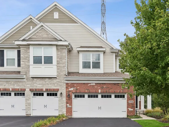 27W116 Redbud Ln, Winfield, IL 60190