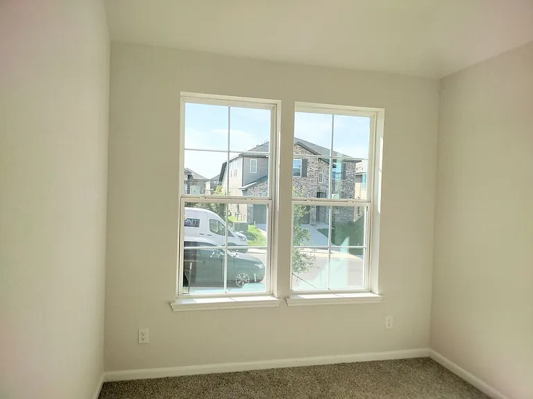 10511 Briceway Bay — Photo 3