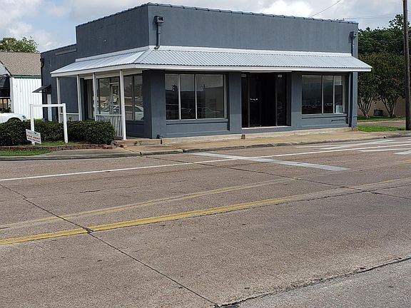 3rd image of 1036 Nederland Ave