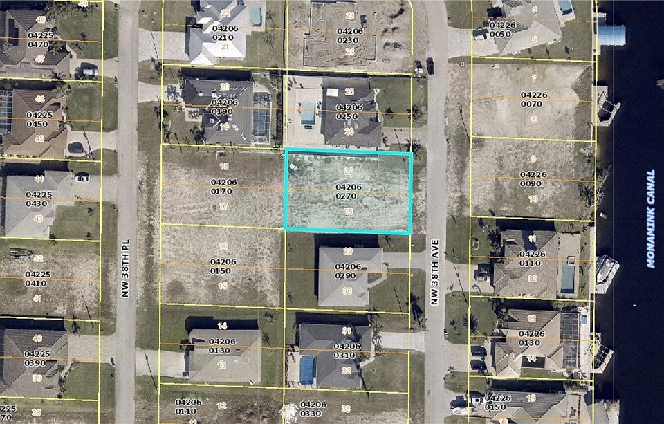 2nd image of 902 NW 38th Ave