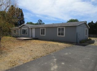 82 Washington St, Harrah, WA 98933
