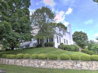 1328 Carpers Farm Way, Vienna, VA 22182