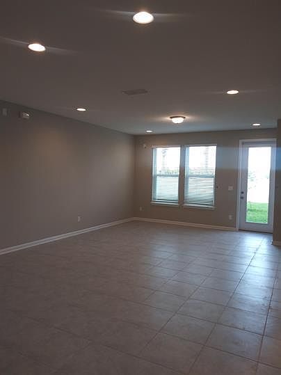 1st image of 11233 Minnetta Ct #1